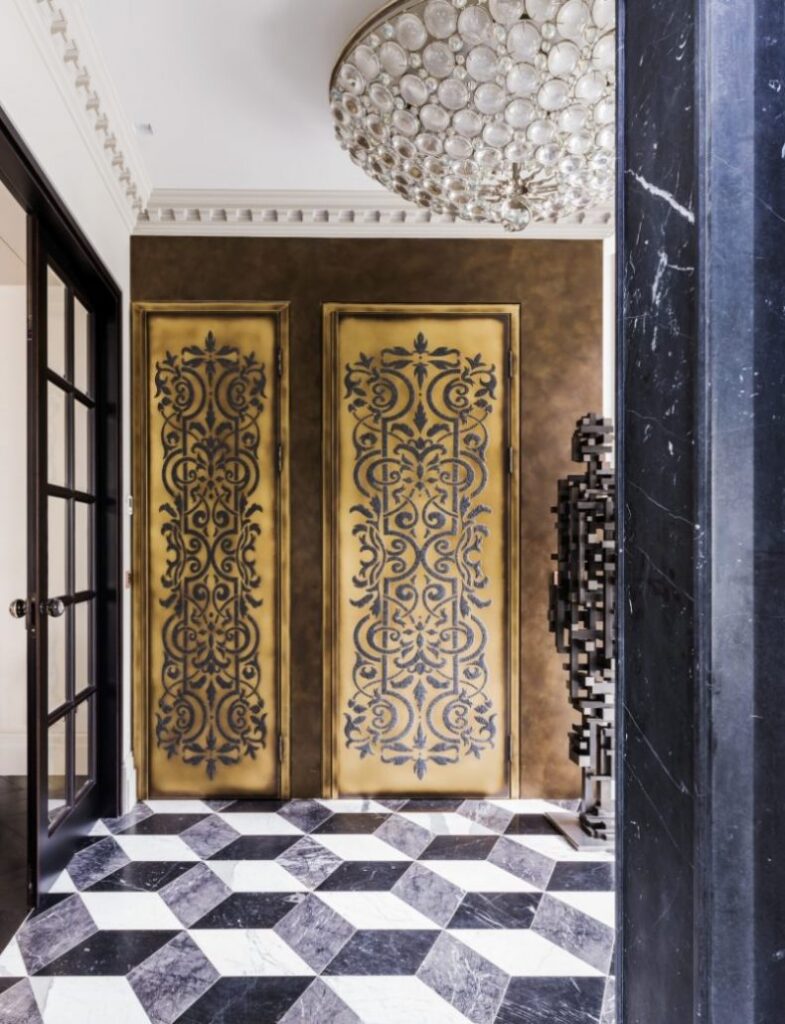 https://www.shalinimisra.com/wp-content/uploads/2021/09/shalini-misra-chelsea-house-entrance-785x1024.jpg